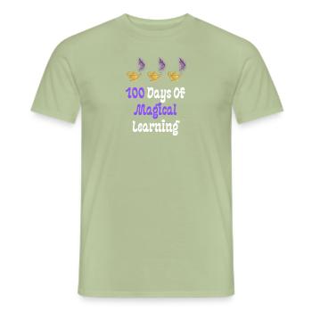 100 jours d’apprentissage magique - T-shirt homme - vert sauge - Devant - AI Model Male 178 light (178cm)