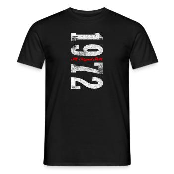 1972 geboren - Männer T-Shirt - Schwarz - Vorne - AI Model Male 178 light (178cm)
