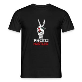 Photography Camera Lens Hand Photo - Männer T-Shirt - Schwarz - Vorne - AI Model Male 178 light (178cm)