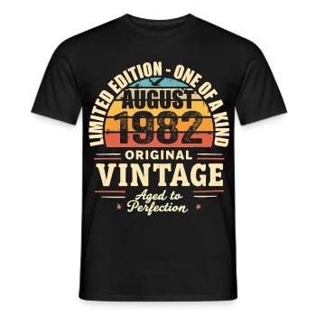 August 1982 Geburtstag August 1982 - August 1982 - Männer T-Shirt - Schwarz - Vorne - AI Model Male 178 light (178cm)
