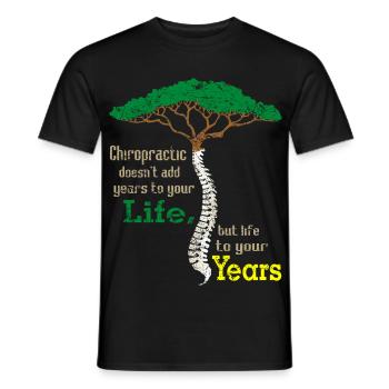 Chiropraktiker Massage Arzt Knochen Wirbelsäule - Männer T-Shirt - Schwarz - Vorne - AI Model Male 178 light (178cm)