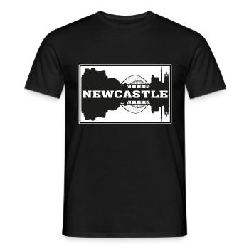 Newcastle England Travel Souvenir Skyline Silhouet - Men's T-Shirt - black - Front - AI Model Male 178 light (178cm)