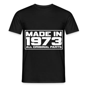 Fabriqué en 1973 Toutes les pièces d’origine - T-shirt homme - noir - Devant - AI Model Male 178 light (178cm)