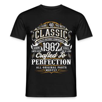 40. Geburtstag Baujahr 1982 Geburtsjahr - Männer T-Shirt - Schwarz - Vorne - AI Model Male 178 light (178cm)