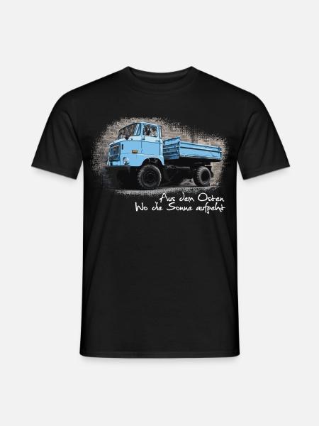 W50 - Aus dem Osten - wo die Sonne aufgeht - Männer T-Shirt - Schwarz
