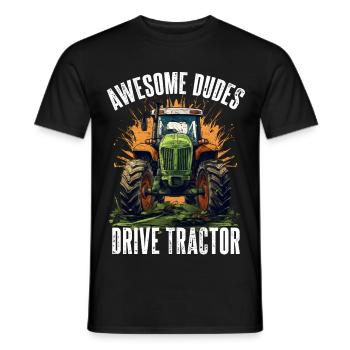 Des gars formidables qui conduisent un tracteur agricole - T-shirt homme - noir - Devant - AI Model Male 178 light (178cm)