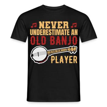 Unterschätze nie alte Banjospieler - Männer T-Shirt - Schwarz - Vorne - AI Model Male 178 light (178cm)