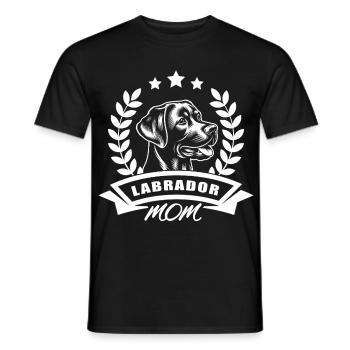 "Labrador Mom" mit Banner und Ährenkranz - Männer T-Shirt - Schwarz - Vorne - AI Model Male 178 light (178cm)