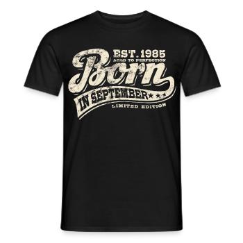 Born in September 1985 - Geburtstag - Geschenk - Männer T-Shirt - Schwarz - Vorne - AI Model Male 178 light (178cm)