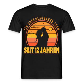 12 Jahre Unschlagbares Team Liebesgeschenk Paar - Männer T-Shirt - Schwarz - Vorne - AI Model Male 178 light (178cm)