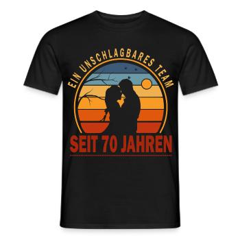 70 Jahre Unschlagbares Team Liebesgeschenk Paar - Männer T-Shirt - Schwarz - Vorne - AI Model Male 178 light (178cm)