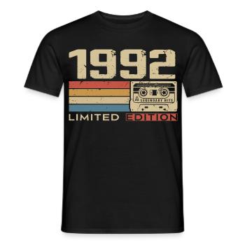 Legenden 1992 Jahrgang 1992 Jubiläum Jahrgang 1992 - Männer T-Shirt - Schwarz - Vorne - AI Model Male 178 light (178cm)