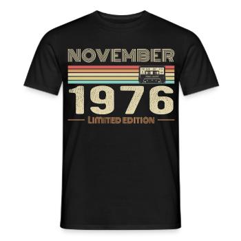 November 1976 Vintage Birthday Retro Tee - T-shirt homme - noir - Devant - AI Model Male 178 light (178cm)