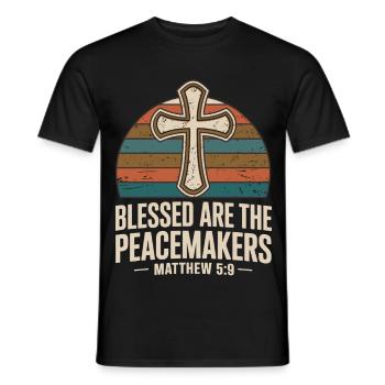  Gesegnet Sind Die Friedensstifter Matthäus 5:9 - Men's T-Shirt - black - Front - AI Model Male 178 light (178cm)