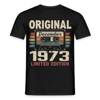Cadeau D'anniversaire Décembre 1973 - T-shirt homme - noir - Devant - AI Model Male 178 light (178cm)