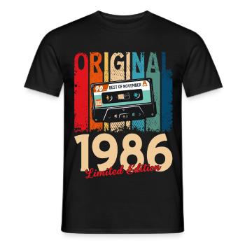 Cassette 40ème Anniversaire Novembre Millésime 1986 - T-shirt homme - noir - Devant - AI Model Male 178 light (178cm)