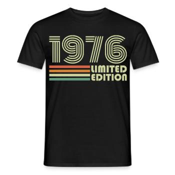 Jahrgang 1976 Retro 1976 Geburtstagsgeschenk - Männer T-Shirt - Schwarz - Vorne - AI Model Male 178 light (178cm)