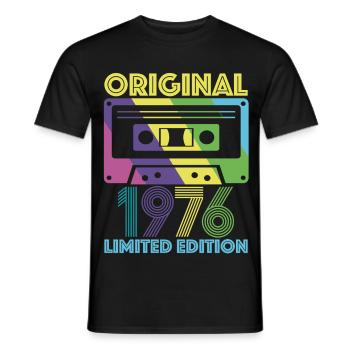 Originalkassette von 1976 50th Anniversary 50 Year Tee - Männer T-Shirt - Schwarz - Vorne - AI Model Male 178 light (178cm)