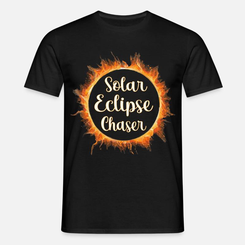 Solar eclipse chaser - Männer T-Shirt - Schwarz