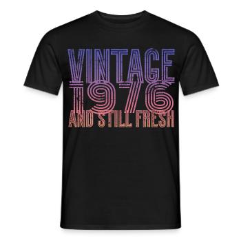 Millésime 1976 - T-shirt homme - noir - Devant - AI Model Male 178 light (178cm)