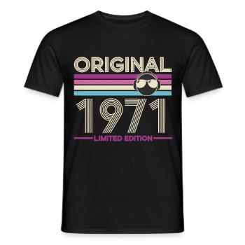 Original 1971 Edition Retro - Men's T-Shirt - black - Front - AI Model Male 178 light (178cm)