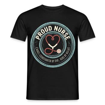 Motif de l’infirmière fière - Coordinateur du chaos - T-shirt homme - noir - Devant - AI Model Male 178 light (178cm)