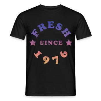 Vintage 1976 - Männer T-Shirt - Schwarz - Vorne - AI Model Male 178 light (178cm)