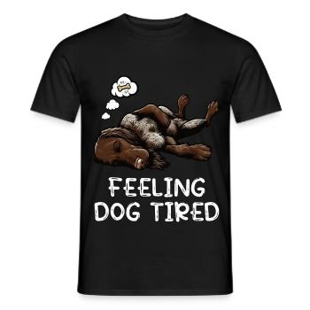 Feeling Dog Tired Deutsch Drahthaar drahthaar hund - Männer T-Shirt - Schwarz - Vorne - AI Model Male 178 light (178cm)
