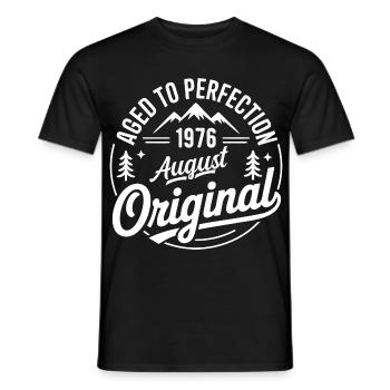 août 1976 – Légende des sommets et montagnes - T-shirt homme - noir - Devant - AI Model Male 178 light (178cm)