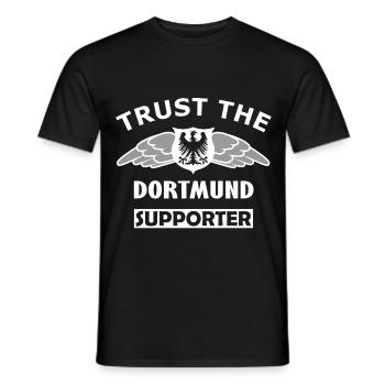 Flügelhelden Fanshirt Dortmund - Männer T-Shirt - Schwarz - Vorne - AI Model Male 178 light (178cm)