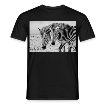 Zebra Freunde  Schwarzweiß-Safari - Männer T-Shirt - Schwarz - Vorne - AI Model Male 178 light (178cm)