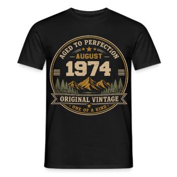August 1974 Original Birthday Vintage Mountain - Männer T-Shirt - Schwarz - Vorne - AI Model Male 178 light (178cm)