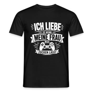 Ich liebe es, wenn meine Frau mich zocken lässt - Männer T-Shirt - Schwarz - Vorne - AI Model Male 178 light (178cm)