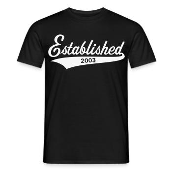 Créé en 2003 (année de naissance, anniversaire / Blanc) - T-shirt homme - noir - Devant - AI Model Male 178 light (178cm)