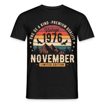 Vintage November 1976 Limited Edition - Männer T-Shirt - Schwarz - Vorne - AI Model Male 178 light (178cm)