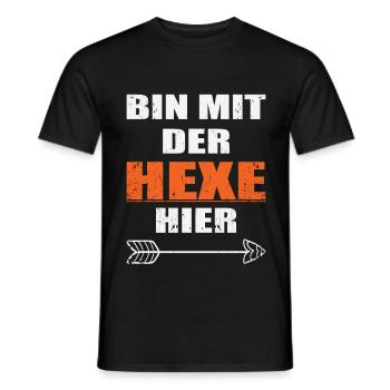 Ich bin mit der HEXE hier - Männer T-Shirt - Schwarz - Vorne - AI Model Male 178 light (178cm)