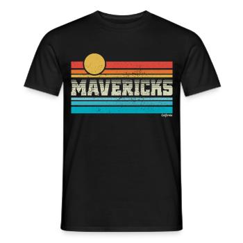 Mavericks Beach Californie Retro Surf Trip Surfeur - T-shirt homme - noir - Devant - AI Model Male 178 light (178cm)