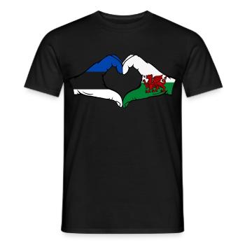Estonie Pays de Galles Drapeau Mains Coeur Forme - T-shirt homme - noir - Devant - AI Model Male 178 light (178cm)