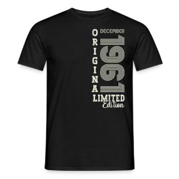 Original December 1961 61st birthday gift - Men's T-Shirt - black - Front - AI Model Male 178 light (178cm)