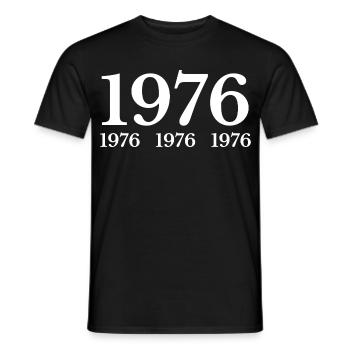 1976 - Men's T-Shirt - black - Front - AI Model Male 178 light (178cm)