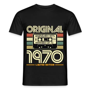 Originale Retro-Kassette der 1970er Jahre - Männer T-Shirt - Schwarz - Vorne - AI Model Male 178 light (178cm)