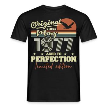 May 1977 | Cadeau Anniversaire Mai 1977 mai 1977 - T-shirt homme - noir - Devant - AI Model Male 178 light (178cm)