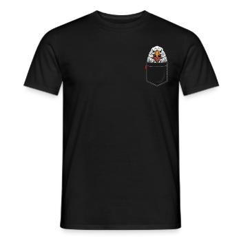 Adler in Brusttasche Frankfurt Fußball Geschenk - Männer T-Shirt - Schwarz - Vorne - AI Model Male 178 light (178cm)