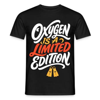Tauchen – Oxygen Is a Limited Edition - Männer T-Shirt - Schwarz - Vorne - AI Model Male 178 light (178cm)