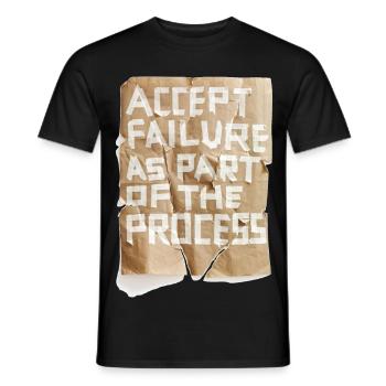 Akzeptiere Fehler als Teil des Prozesses - Männer T-Shirt - Schwarz - Vorne - AI Model Male 178 light (178cm)