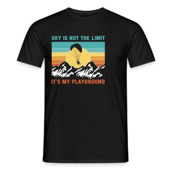 Sky Is Not The Limit It's My Playground - Männer T-Shirt - Schwarz - Vorne - AI Model Male 178 light (178cm)