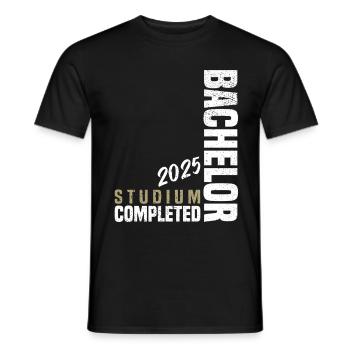 Bachelor Studium 2025 Completed - Männer T-Shirt - Schwarz - Vorne - AI Model Male 178 light (178cm)