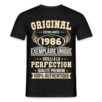 1986 – Einzigartiges Exemplar – Premiumqualität - Männer T-Shirt - Schwarz - Vorne - AI Model Male 178 light (178cm)