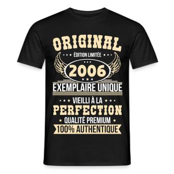 2006 – Einzigartiges Beispiel – Premiumqualität - Männer T-Shirt - Schwarz - Vorne - AI Model Male 178 light (178cm)