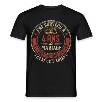 Humour Anniversaire : J'ai Survécu à 4 Ans - T-shirt homme - noir - Devant - AI Model Male 178 light (178cm)